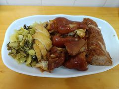 -明姨仔潮汕美食·碳炉猪脚·汕尾牛腩饭·起片鸡煲(起义路店)