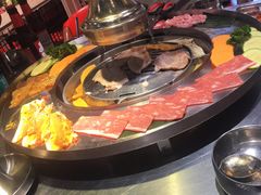 五花肉-哈哈碳都·牛肋条无限自助烤肉(台江万达店)