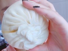 -白玉兰食品(汇联商厦店)