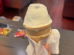 -麦当劳(假日广场店)