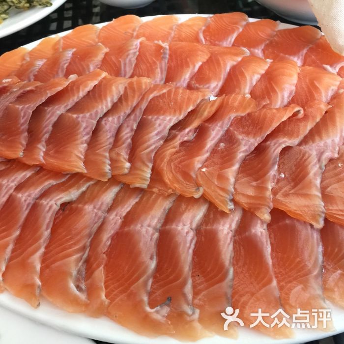 顺通虹鳟鱼养殖中心生鱼片图片-北京农家菜-大众点评网