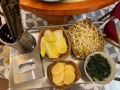 -朱光玉火锅馆(龙阳广场店)