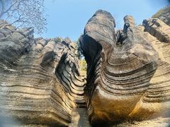 -梭布垭石林景区