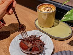 -潮一不贰·法式甜品·生日蛋糕·西式简餐(外滩店)