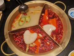-周师兄大刀腰片火锅(洪崖洞旗舰店)