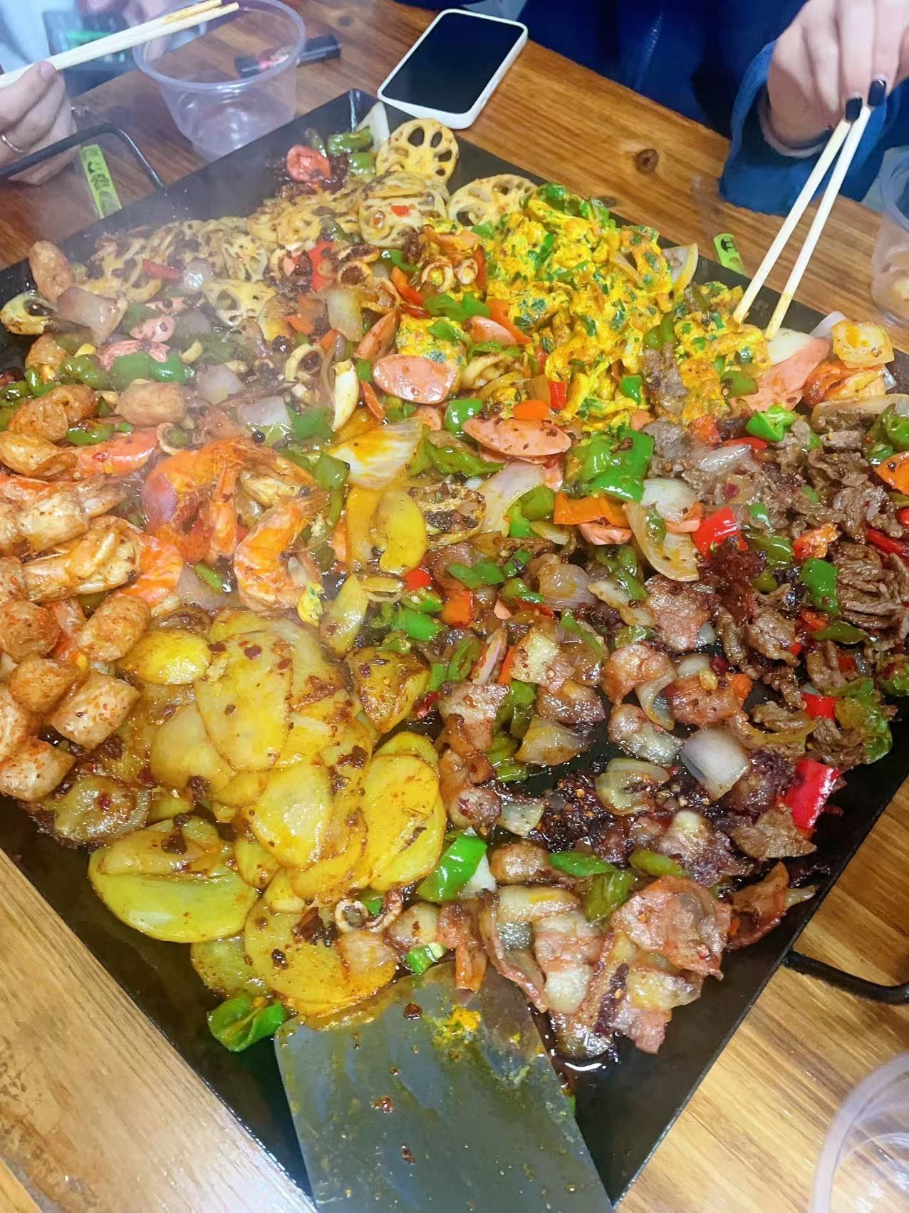 小巷子里面的特色美味,超级好吃的铁板烧