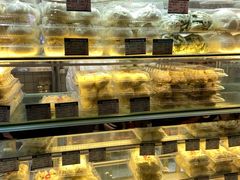 面包甜点陈列柜-白玉兰食品(甜云店)