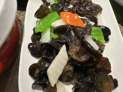 -巴特餐饮6加1音乐餐吧·新疆菜