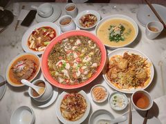 -初蓉丨遇见新川菜(亲贤街荣耀店)