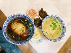 -伟记奥面馆(白塔东路店)