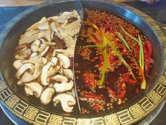 -纸盐河码头火锅(十八梯店)