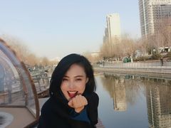 -亮马河大厦停车场