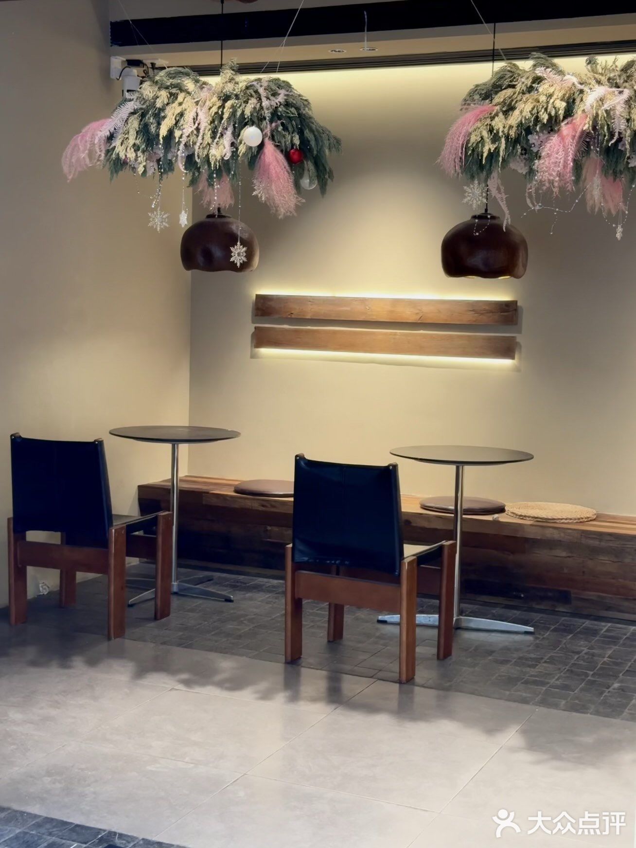 谁又幸福了！郑州居民区邂逅春日小甜店🥰