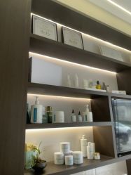 -Yuri尤里高定美肤中心