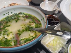 -褚记烤鸭·南京家常菜(雨花客厅店)