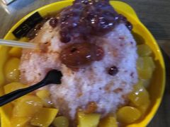 什锦鲜果刨冰-二斗栗子(黄河道店)