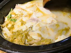 -九锅一堂酸菜鱼(万达广场店)