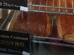 朱古力牛角包-空中吧(广州塔店)