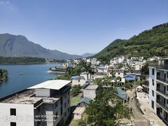 -雷波马湖风景区