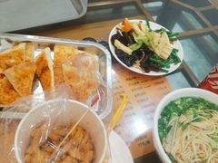 -东方宫·中国兰州牛肉拉面(三里屯店)