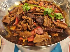 -堂瓦里·33年传统赣菜(第一街区店)