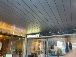 -TONI&GUY