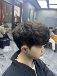 -米可造型烫发染发
