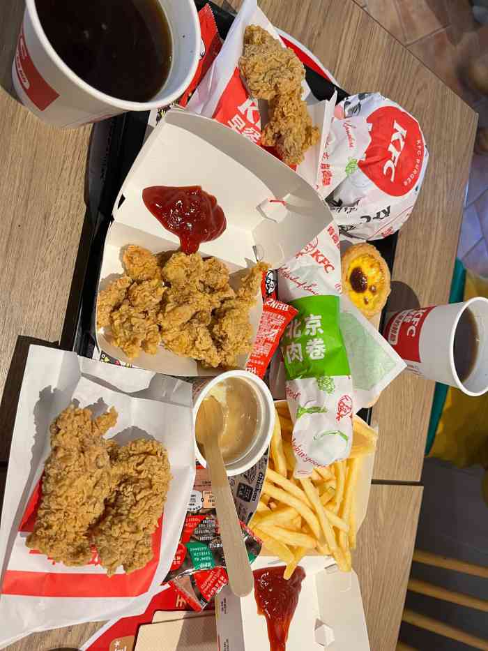 肯德基(奥园店"现在去kfc特别喜欢自助点餐,提前在官网.