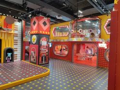 -LuckyStar幸运星家庭娱乐中心(东莞国贸店)