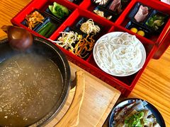 -勺子米线·云南传统小吃市集(四方街店)