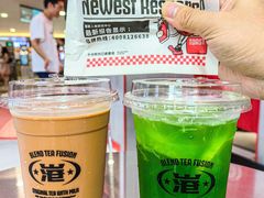 -港究茶·冠军丝袜奶茶(皇庭广场店)