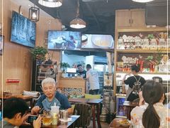 大堂-麒麟风烤牛肉·云南烧烤小排档(丹凤街店)