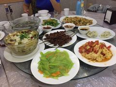 -YI PIN JU 一品居中餐厅 中国超市