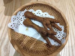 -弄堂咪道-饭香·面香·馄饨香(汇锦广场店)