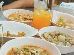 -榮泰米粉湯(Left Shop)