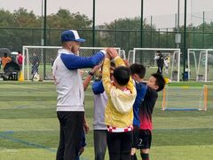 -Riverside河畔少儿足球培训(前滩店)