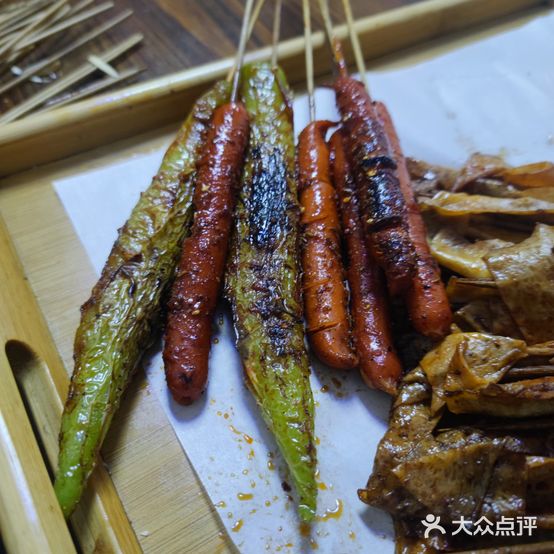 胖丫烧烤炸串烤肉