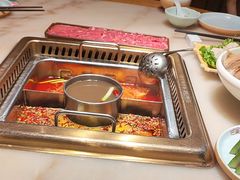 -巴渝瓦肆重庆鲜火锅(宝龙环湖店)