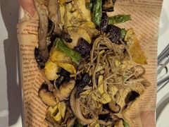 -小河公主秘制烤羊腿(小绿谷店)