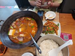-干老庆贵州留一手烤鱼·地摊火锅(财经大学店)
