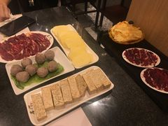 -名门潮牛·鲜牛肉海鲜火锅.烧烤自助餐厅(诚丰广场店)