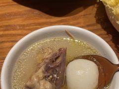 -云海肴·汽锅鸡·云南菜(天山百盛优客店)