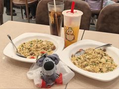 菠萝牛肉炒饭-佰搭果·广式茶餐厅(西华路店)