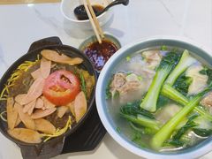 -老新隆牛肉锅贴(新街口店)