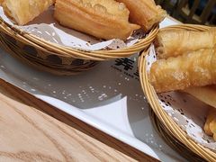 -弄堂咪道-饭香·面香·馄饨香(汇锦广场店)