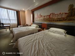 -维也纳酒店(广州南站汉溪长隆地铁站景区店)