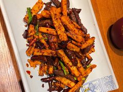 -云海肴·汽锅鸡·云南菜(天山百盛优客店)