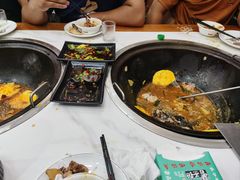 -曹丞相·地锅鸡·地锅鱼(武林店)