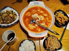 -苗小坛酸汤鱼(酒仙桥店)