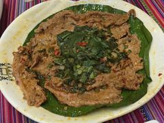 -香巴拉云南餐厅(华莱坞店)